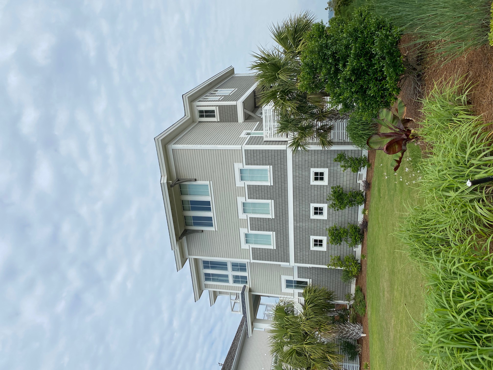 Figure eight island exterior cleaning