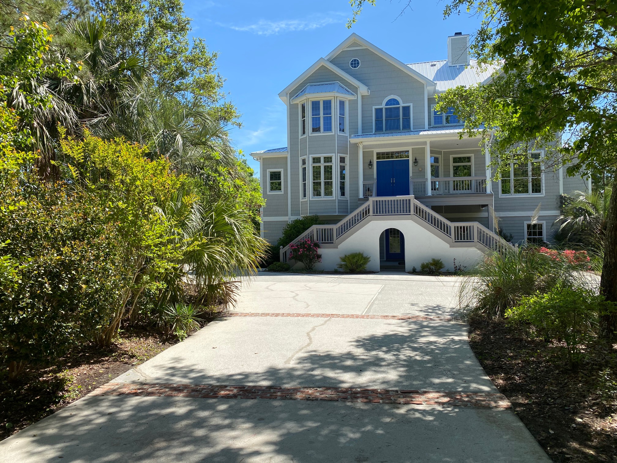 Full exterior