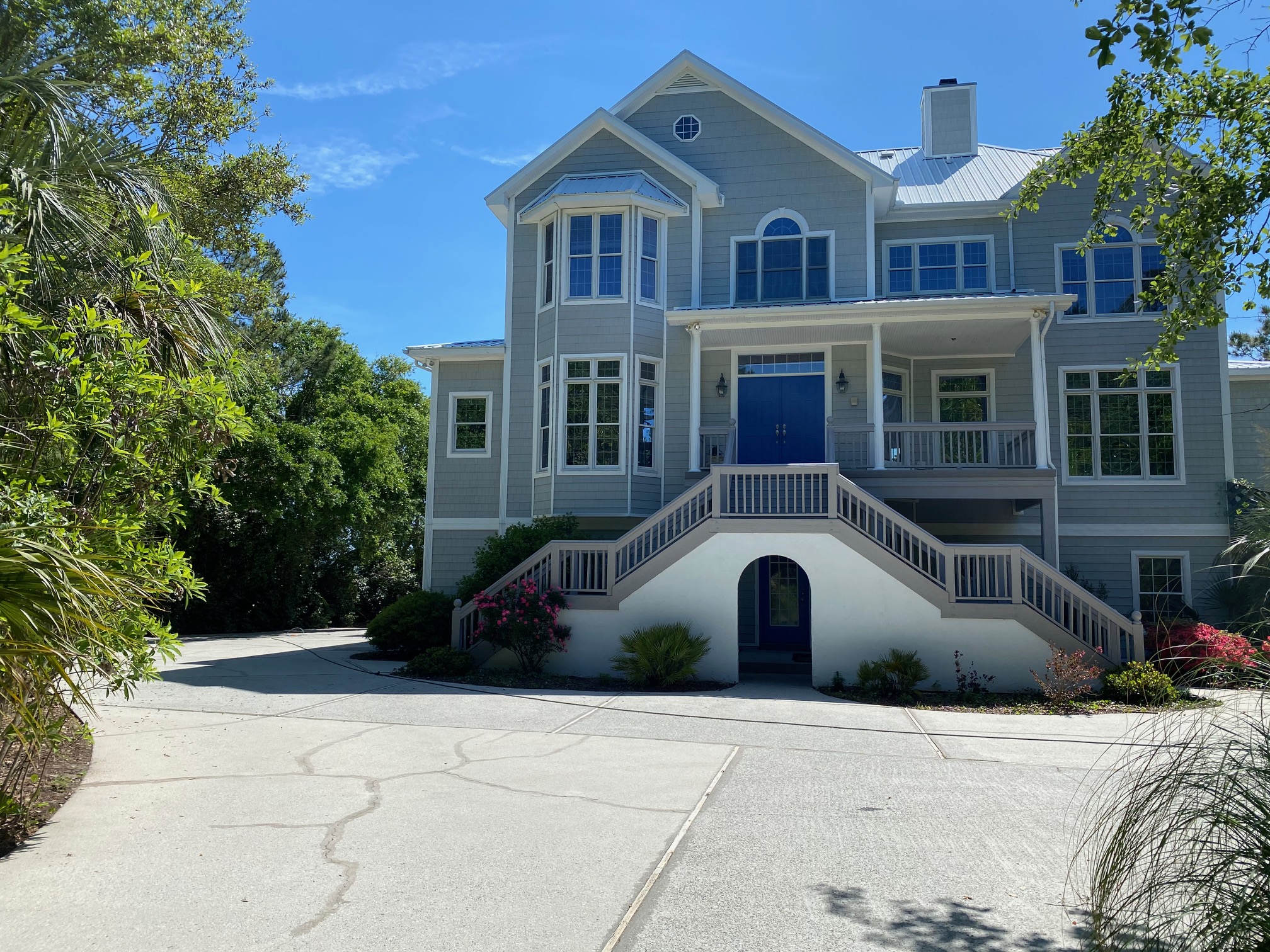 Full exterior